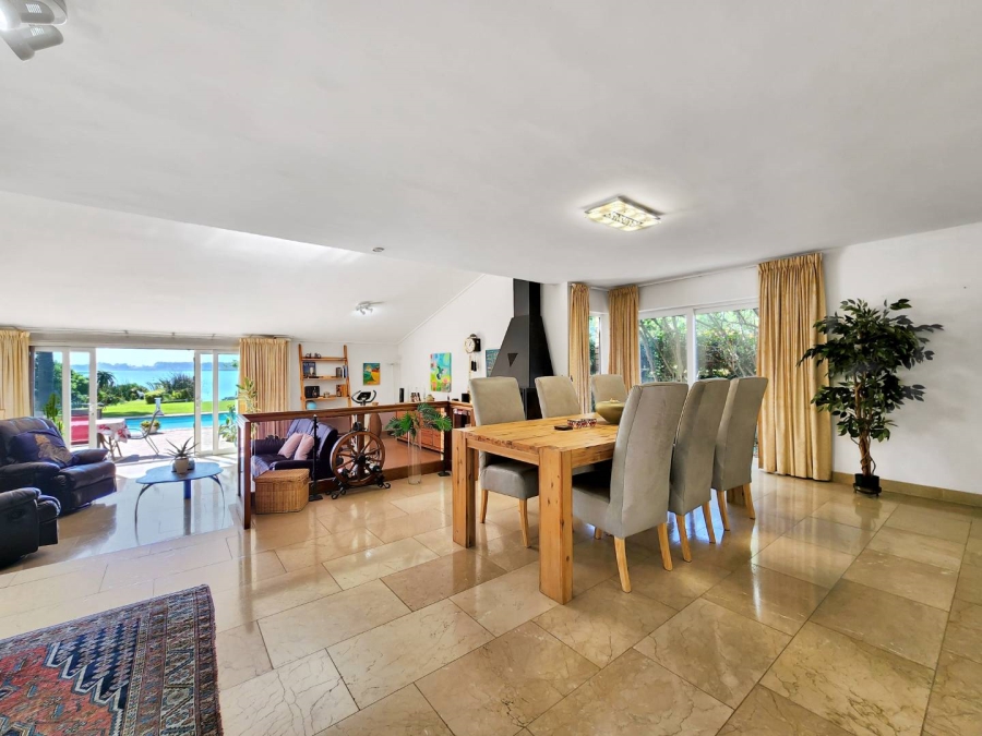 To Let 3 Bedroom Property for Rent in Zeekoevlei Western Cape